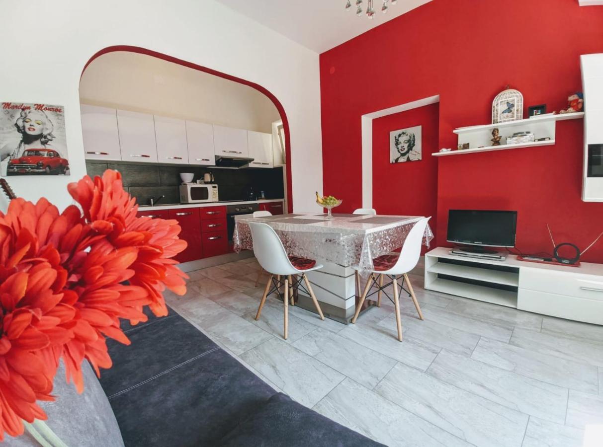 Glorianita Sweethome,Centro, Free Parking,Self Check- In Sibenik Exterior photo
