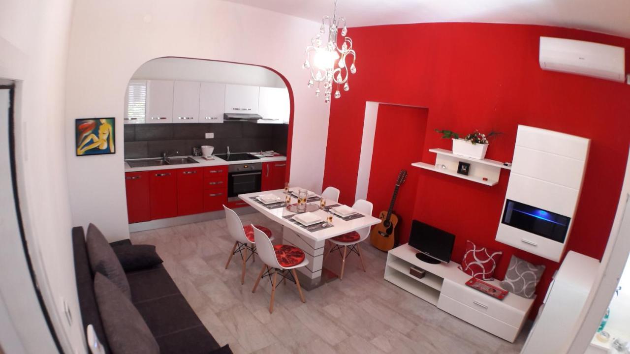 Glorianita Sweethome,Centro, Free Parking,Self Check- In Sibenik Exterior photo